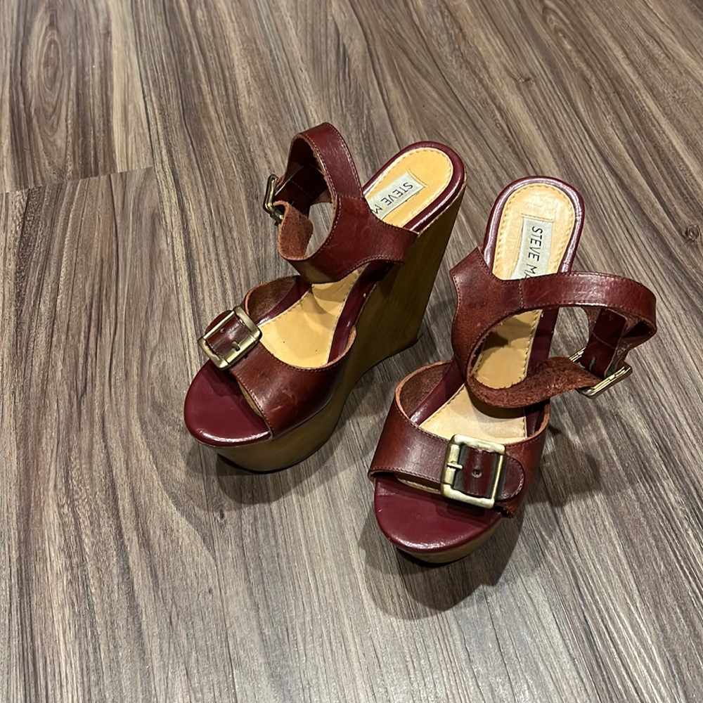 Platform wedge heels 👠 SOLD 👠